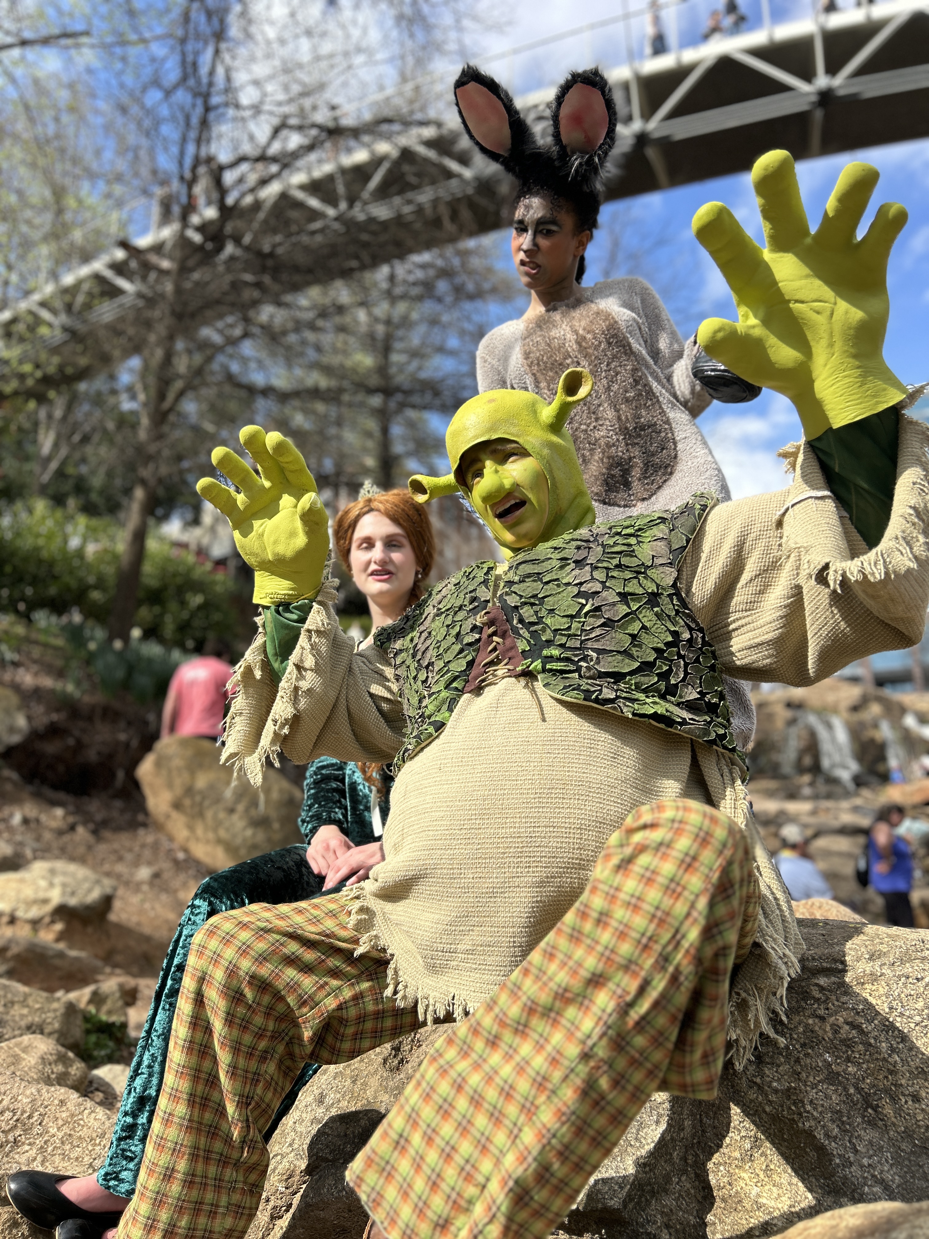 Shrek, Fiona and Donkey JR. Cast